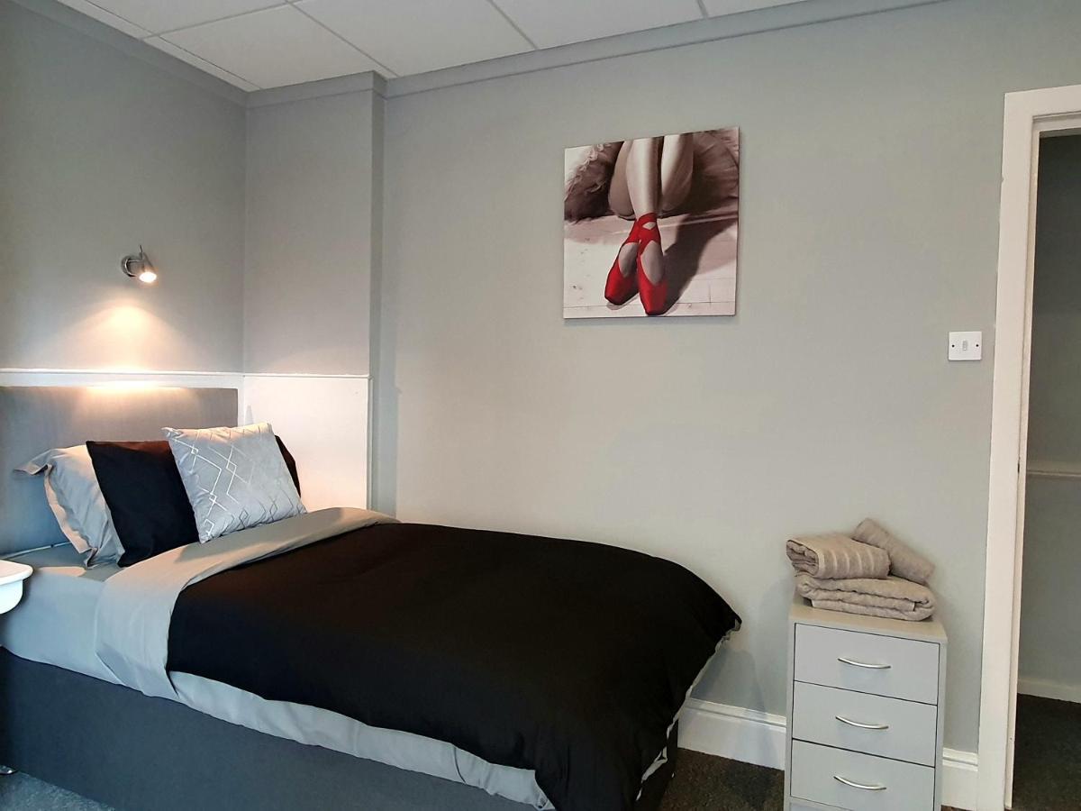 Danilton Hotel Rhôs-on-Sea Екстериор снимка