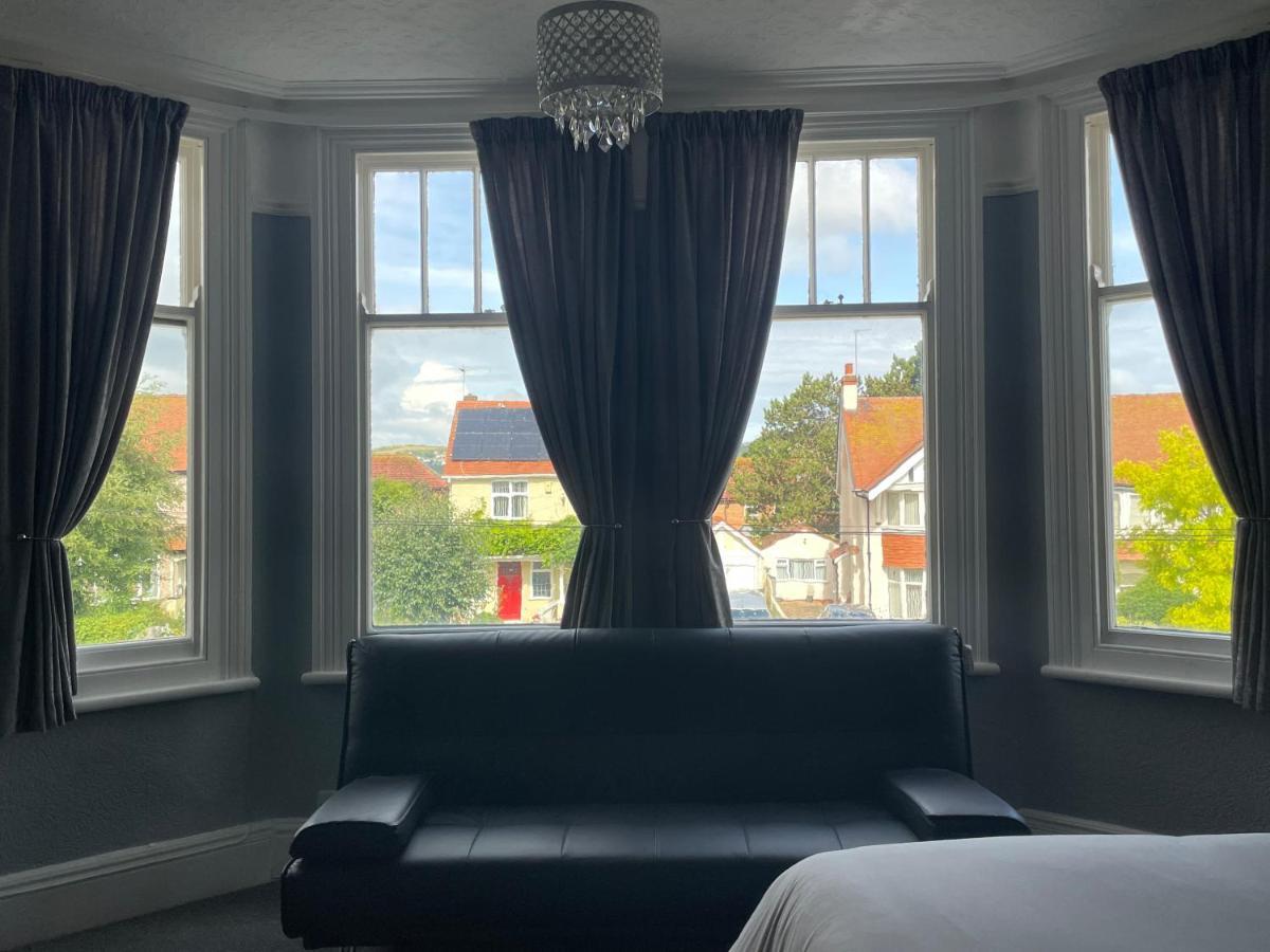Danilton Hotel Rhôs-on-Sea Екстериор снимка